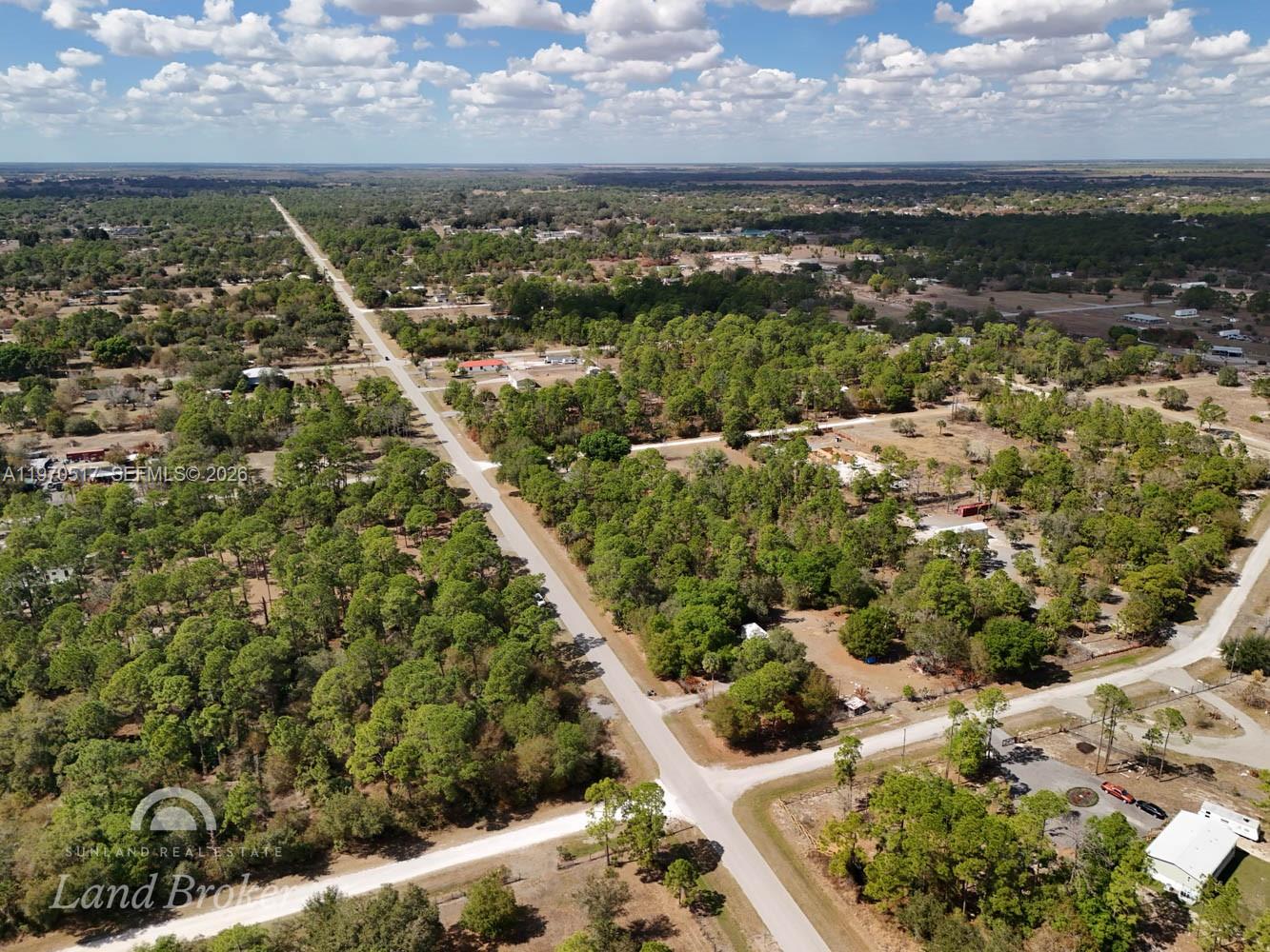   /   кв.футов $ 2026-02-23 0 Фото