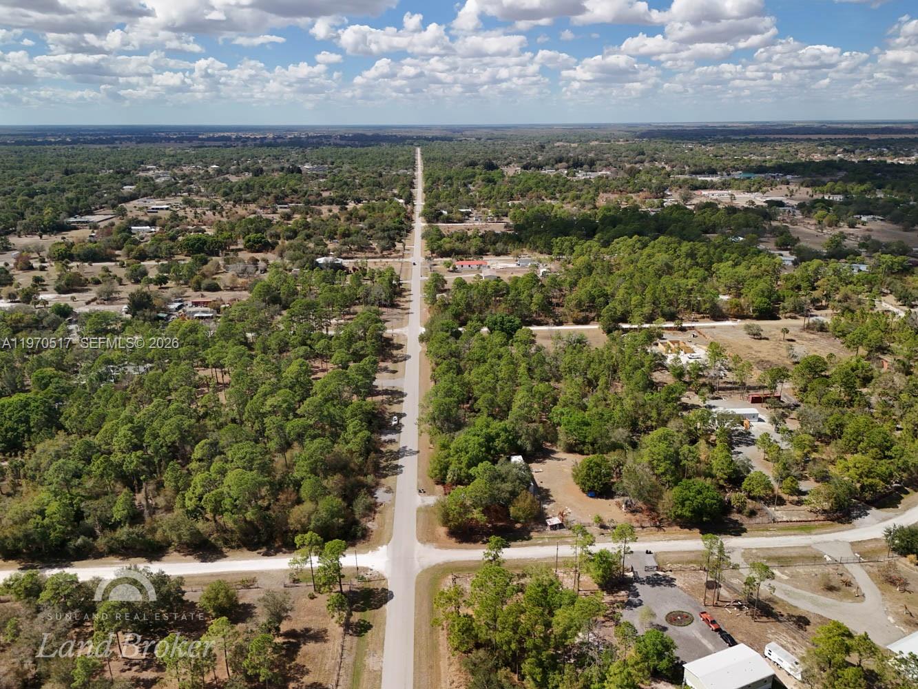   /   кв.футов $ 2026-02-23 0 Фото