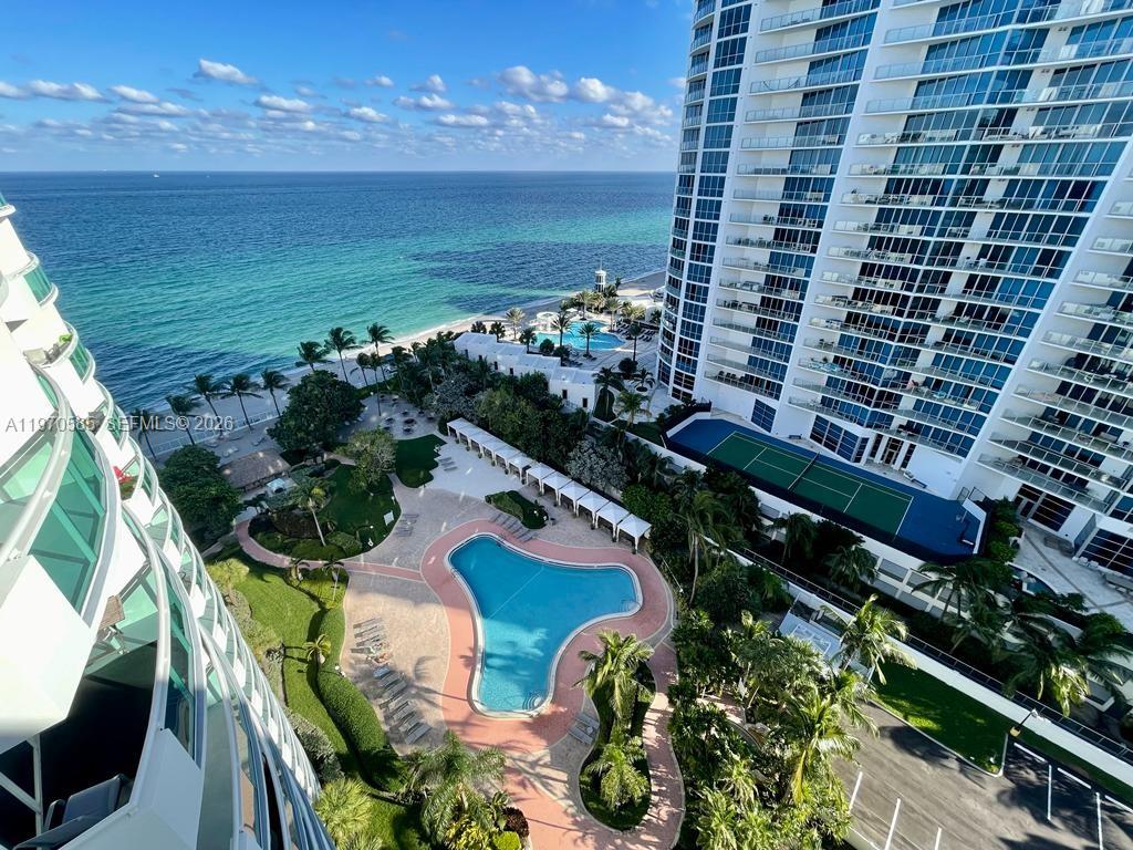 Photo of 3001 Ocean Dr  #1621, Hollywood, Florida, 33019 - 