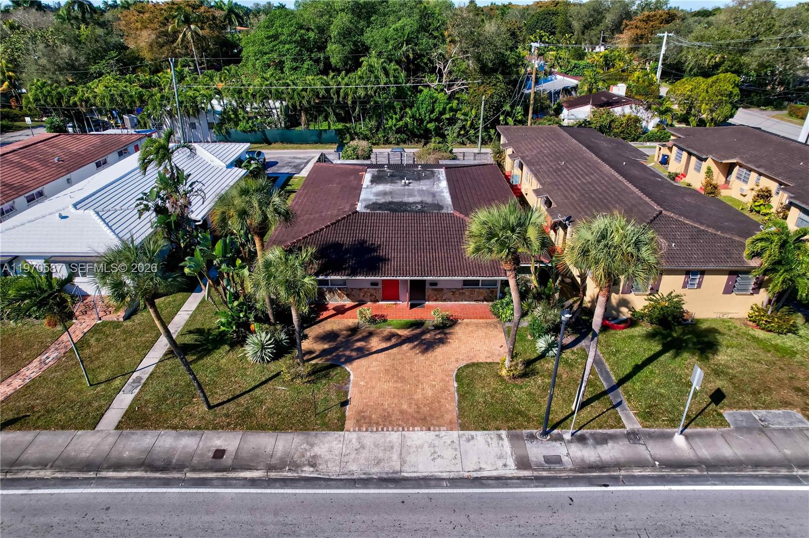   /  2420 sq. ft. $ 2026-02-23 0 foto