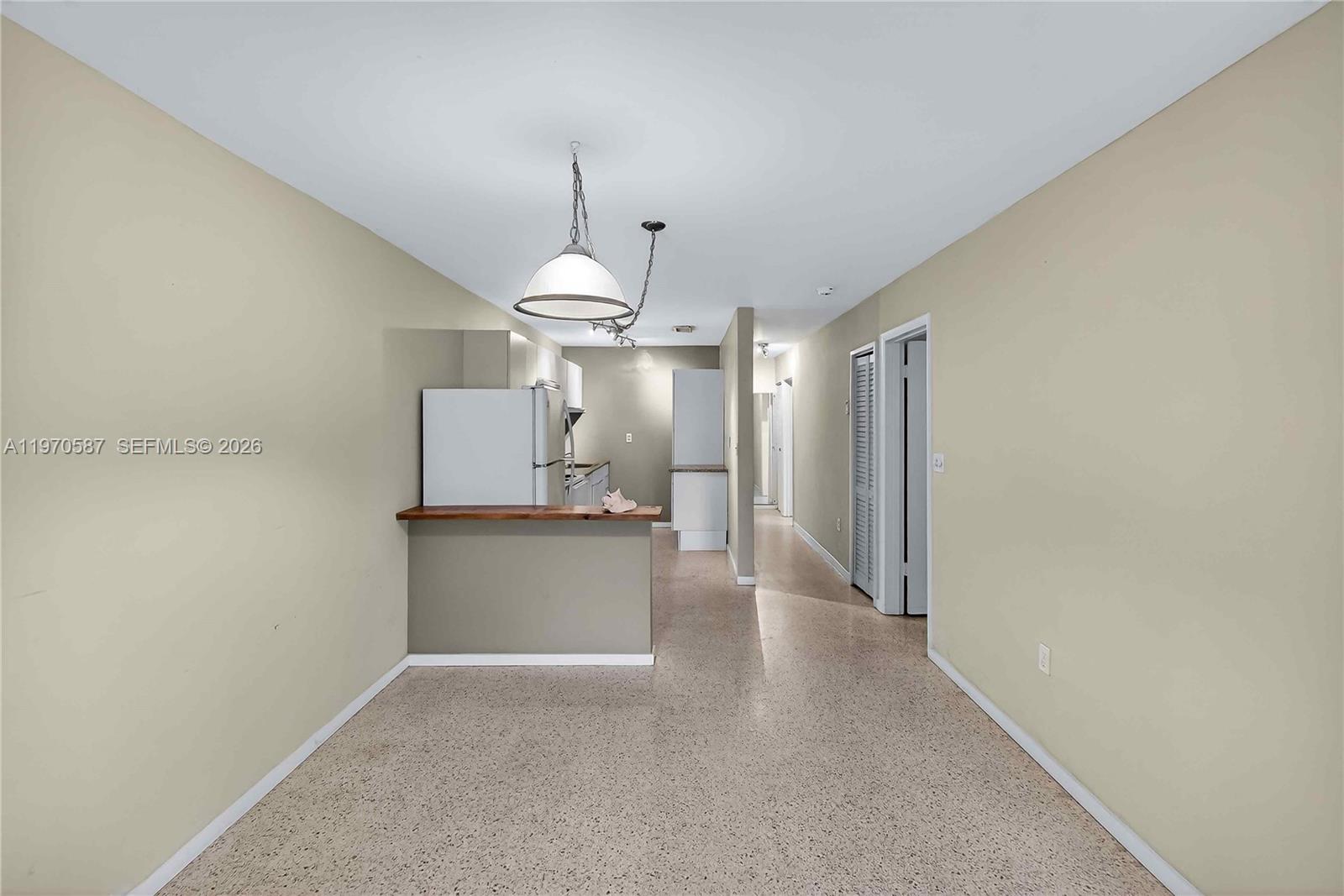   /  2420 sq. ft. $ 2026-02-23 0 foto