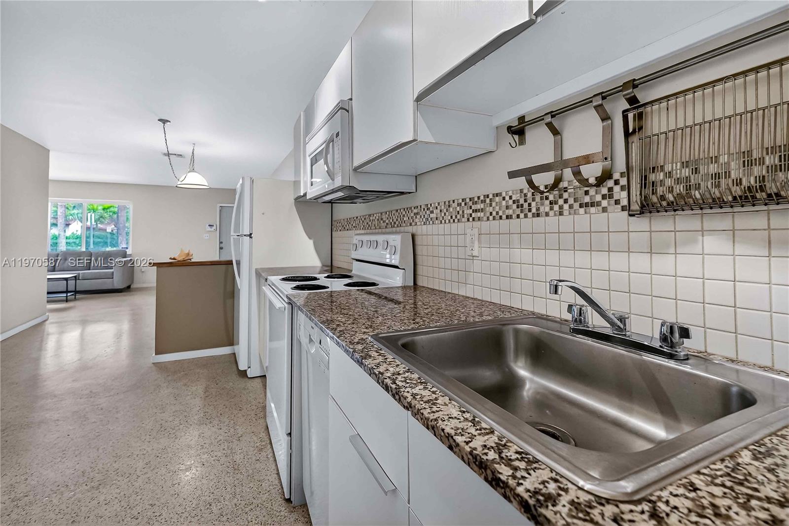   /  2420 sq. ft. $ 2026-02-23 0 foto