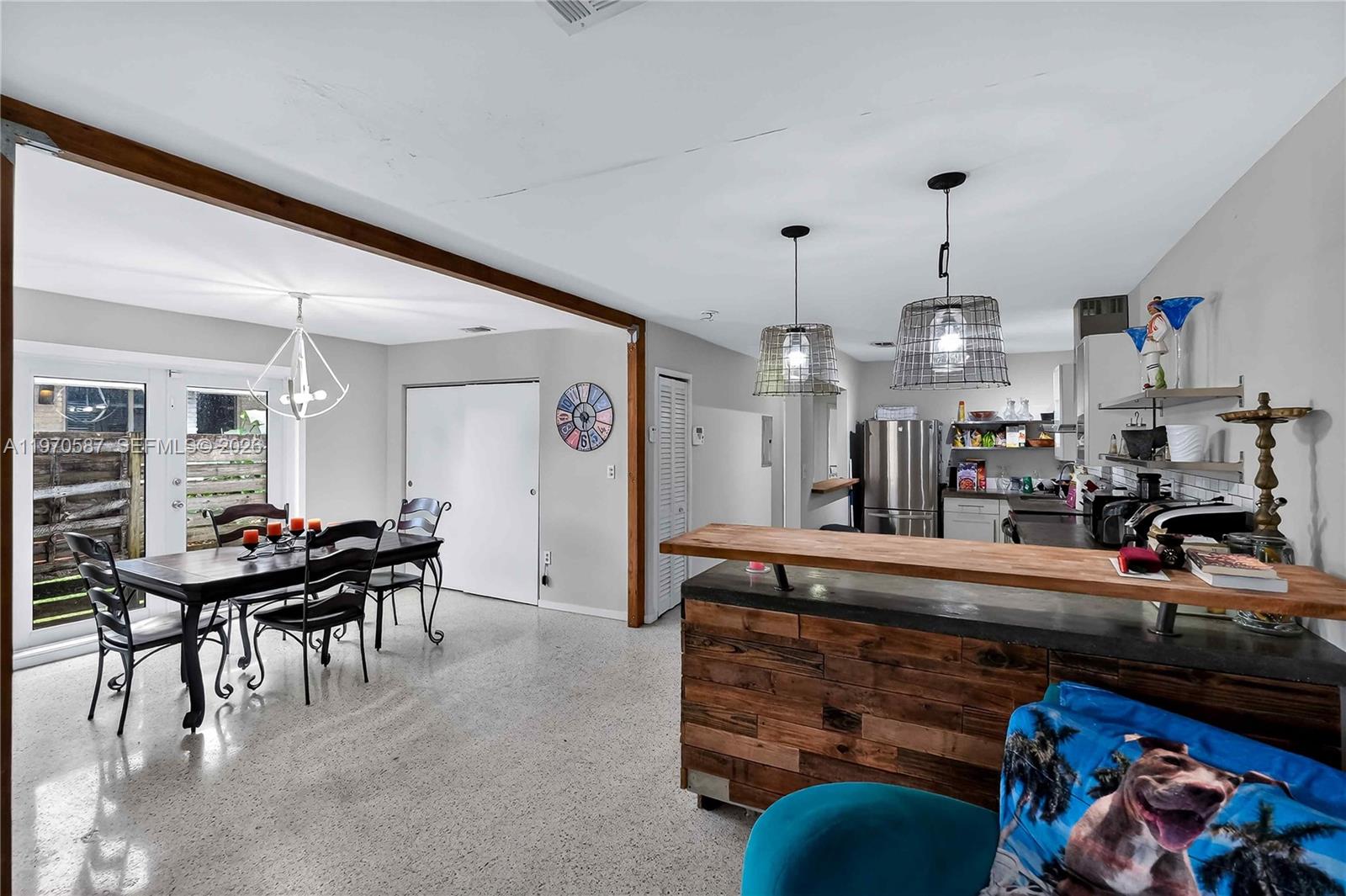   /  2420 sq. ft. $ 2026-02-23 0 foto