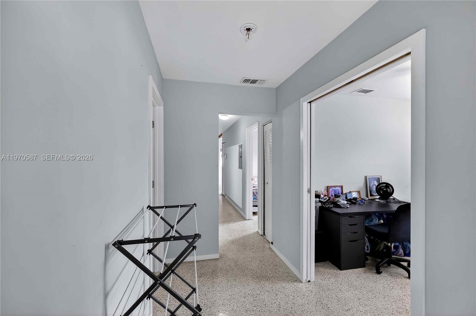   /  2420 sq. ft. $ 2026-02-23 0 foto