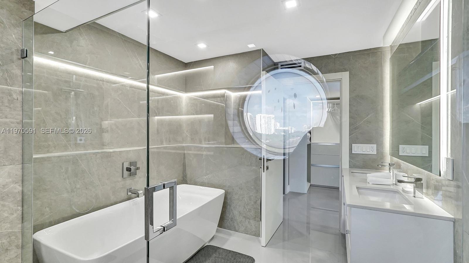 1004 3 / 3 1930 кв.футов $ 2026-02-23 0 Фото