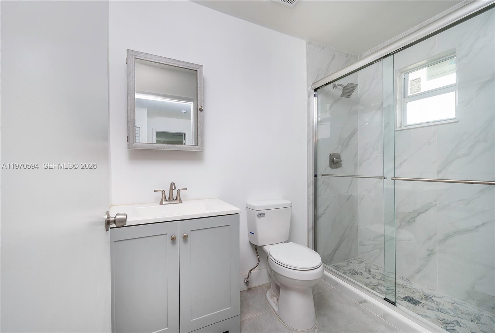   /  2430 кв.футов $ 2026-02-23 0 Фото