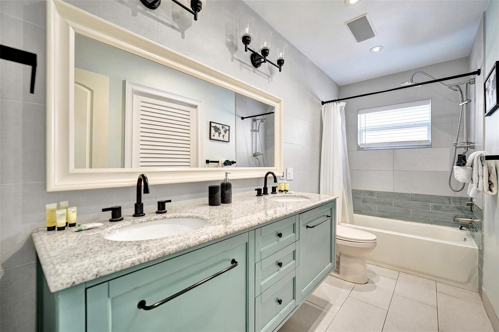 210 3 / 2 1528 sq. ft. $ 2026-07-08 0 Photo