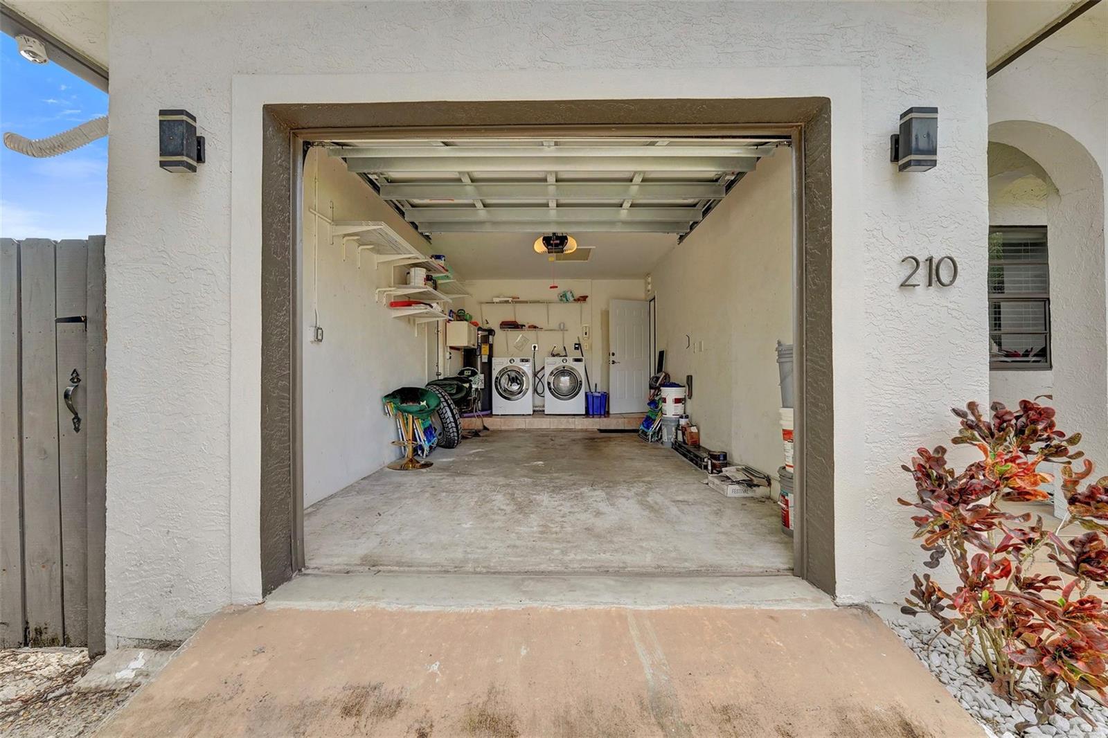 210 3 / 2 1528 sq. ft. $ 2026-07-08 0 Photo