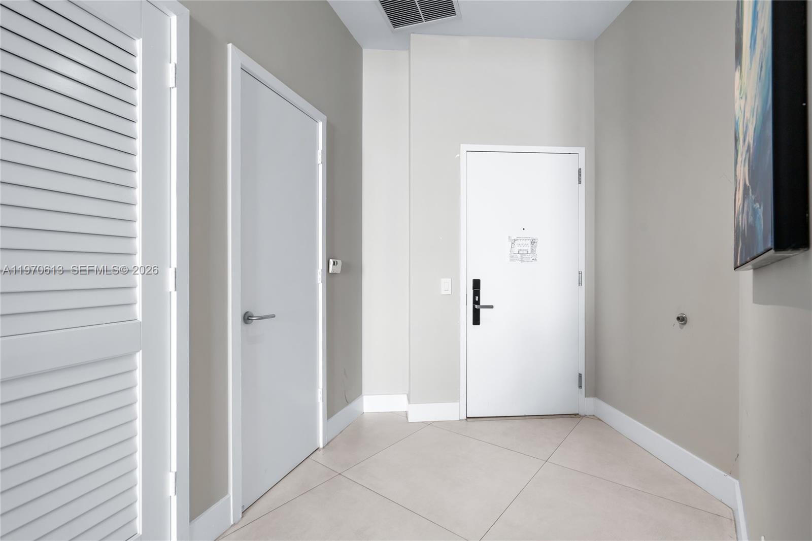 702 1 / 1 802 кв.футов $ 2026-02-23 0 Фото