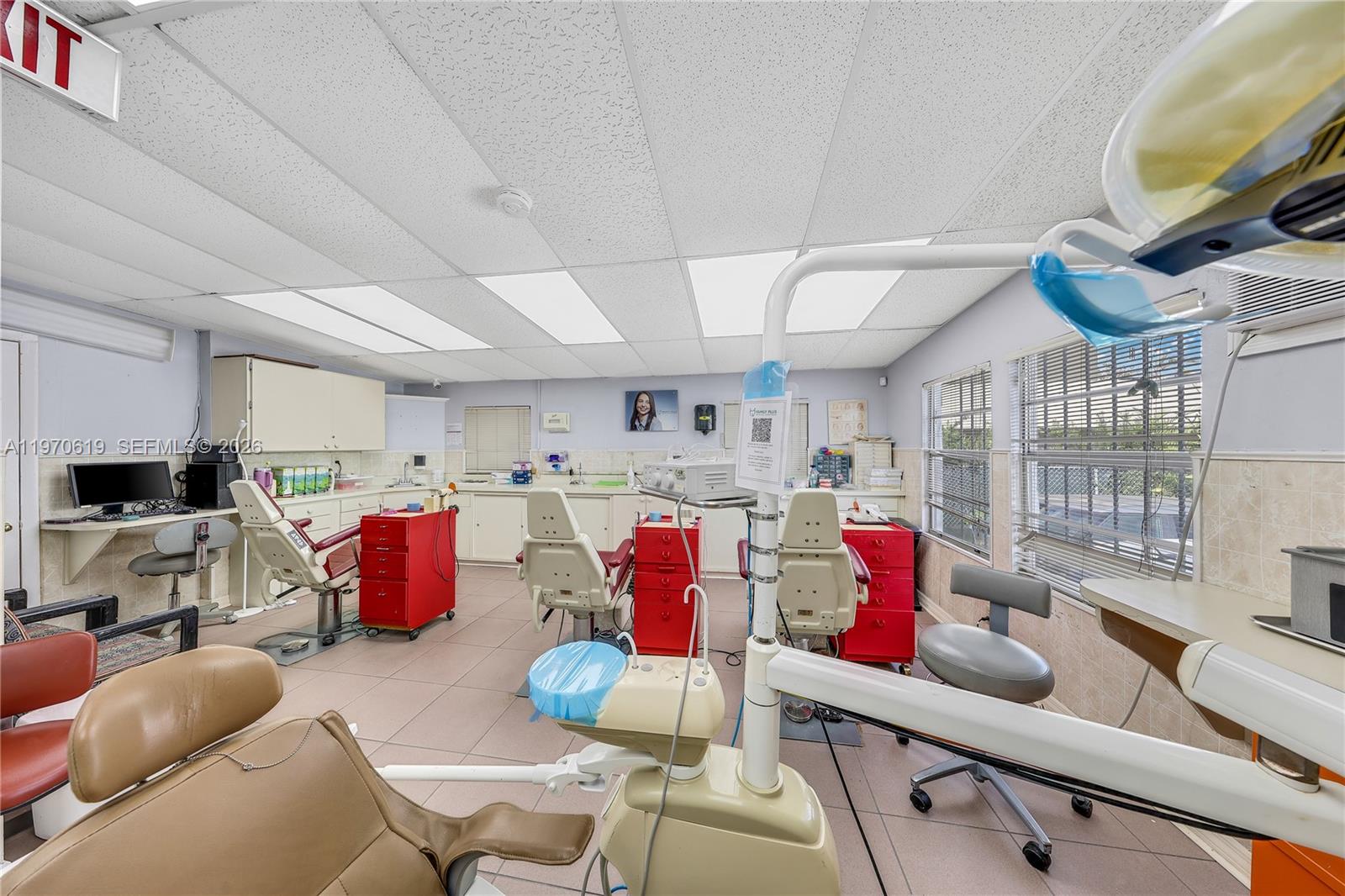   /   кв.футов $ 2026-02-23 0 Фото