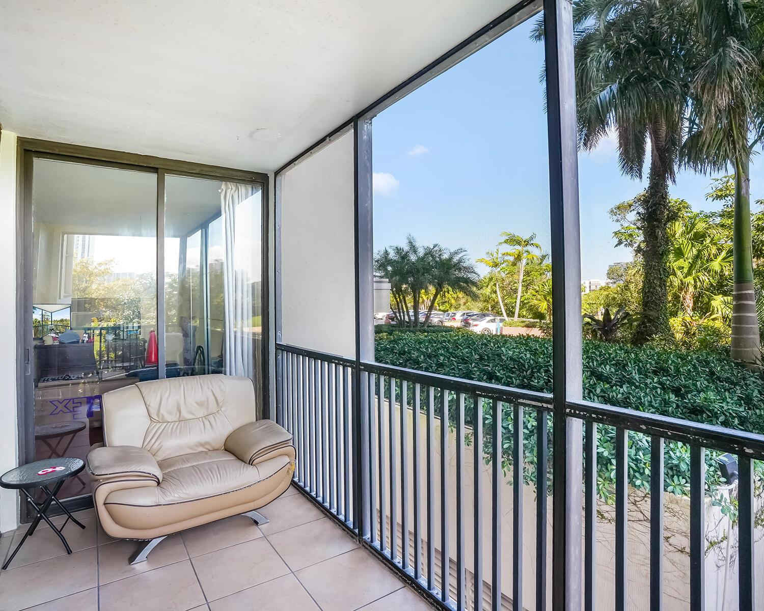 Photo of 20379 Country Club  #332, Aventura, Florida, 33180 - DSC01656_v2