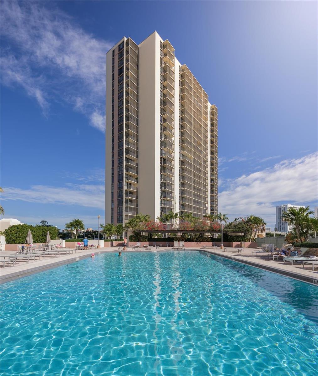 Photo of 20379 Country Club  #332, Aventura, Florida, 33180 - Photo 32