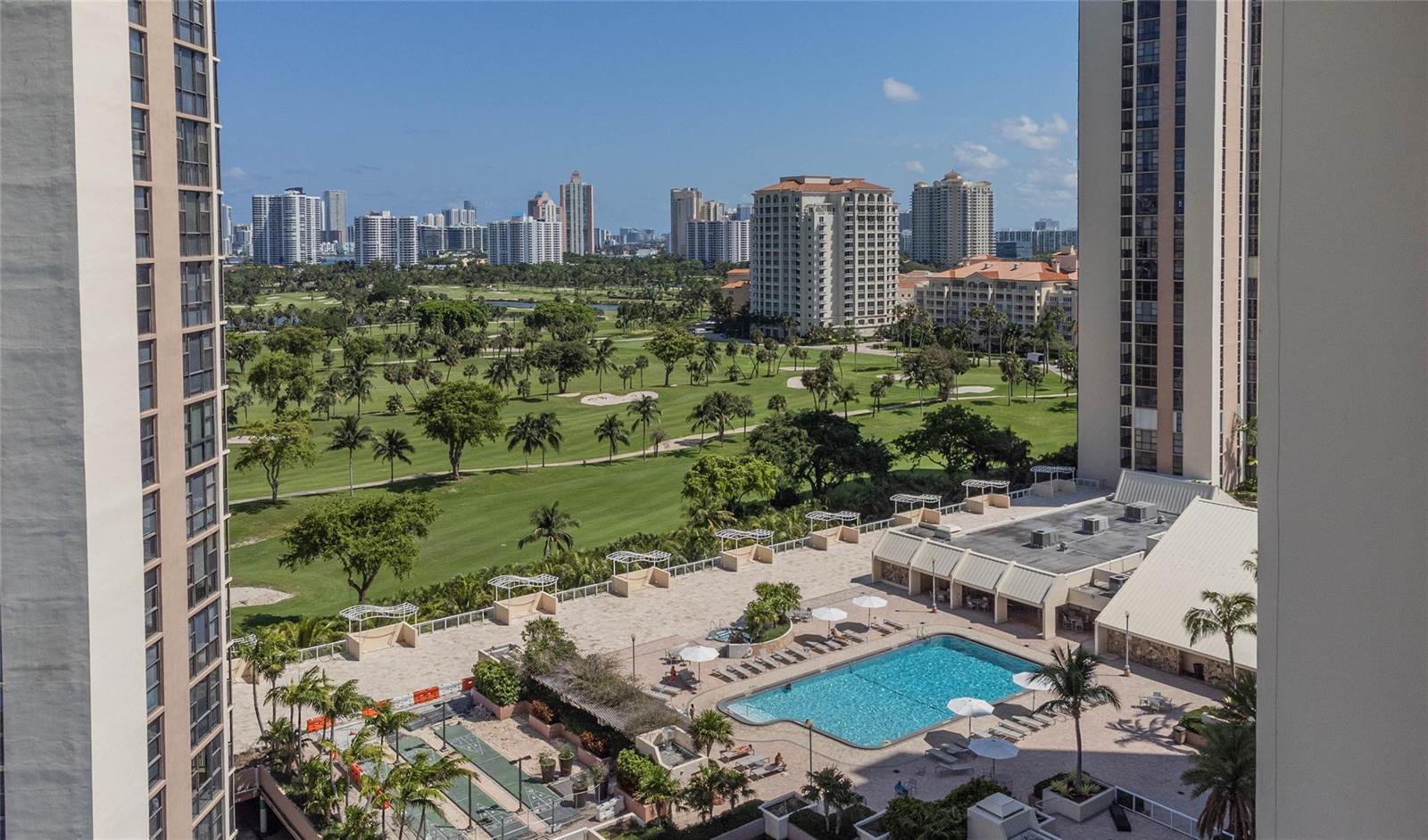 Photo of 20379 Country Club  #332, Aventura, Florida, 33180 - Photo 38