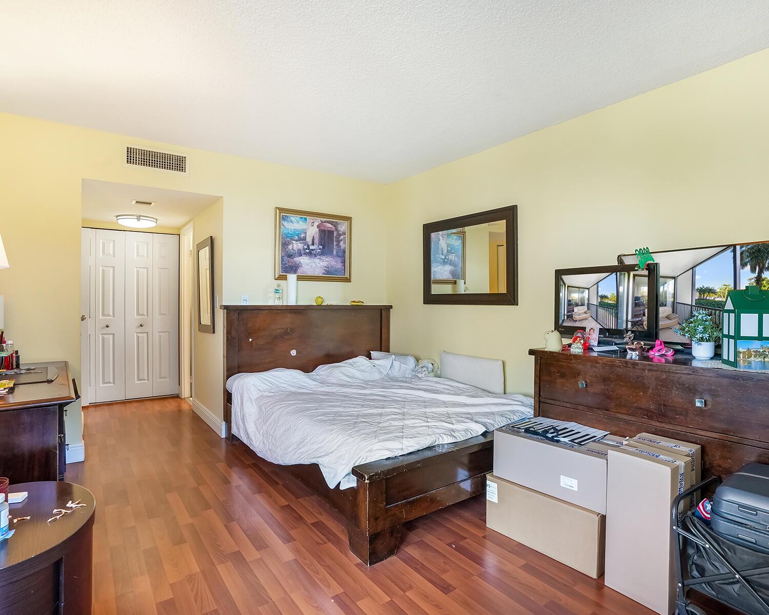 Photo of 20379 Country Club  #332, Aventura, Florida, 33180 - DSC01623_v2