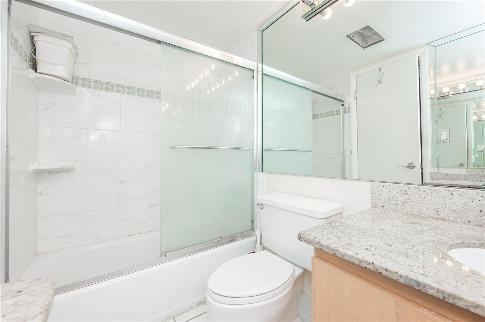 Photo of 20379 Country Club  #332, Aventura, Florida, 33180 - Photo 5