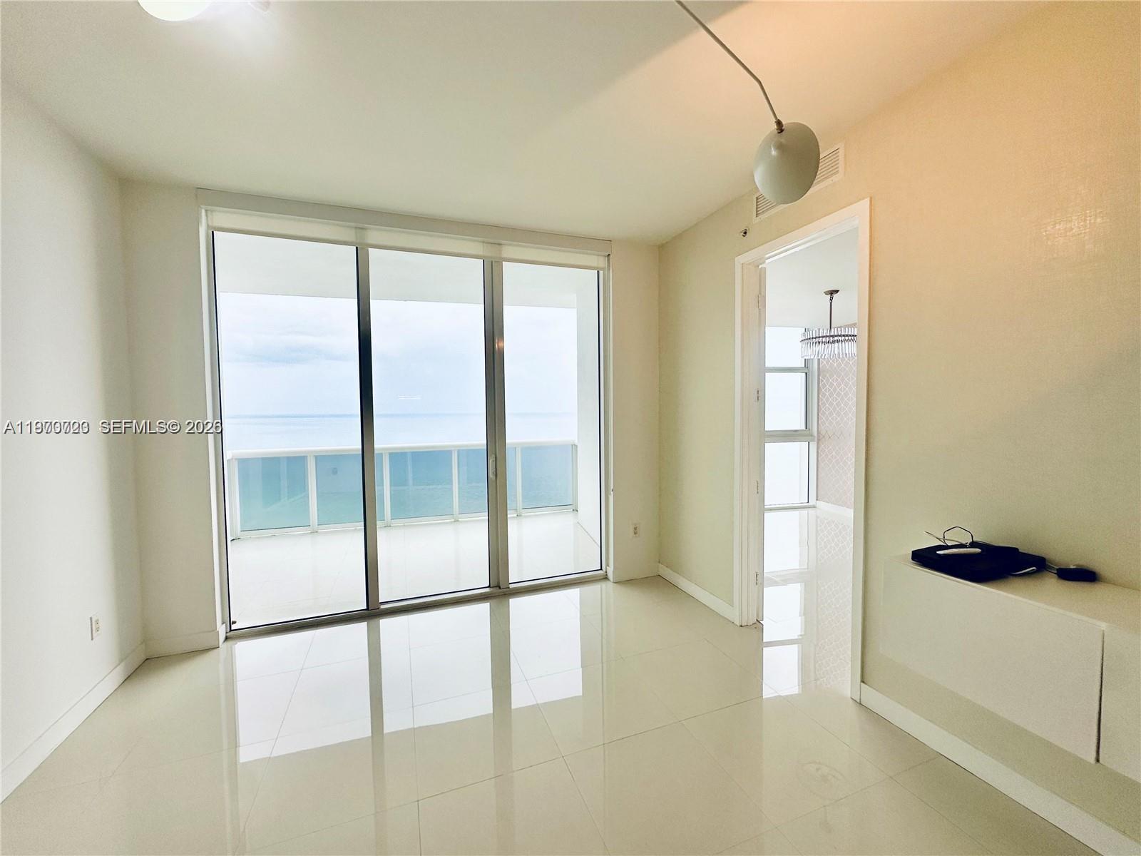 4808 2 / 3 1570 sq. ft. $ 2026-02-23 0 foto