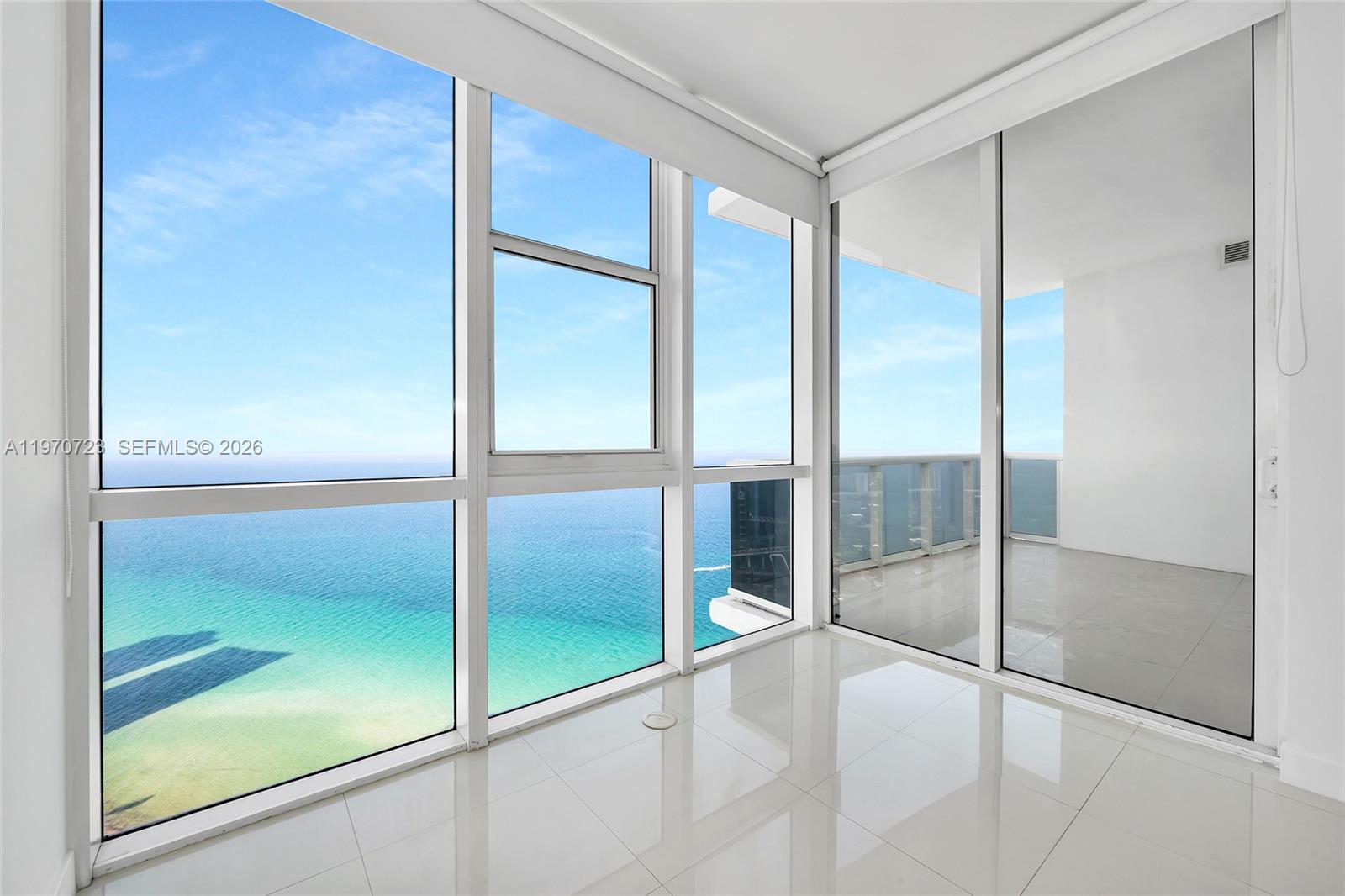 4808 2 / 3 1570 sq. ft. $ 2026-07-14 0 Photo