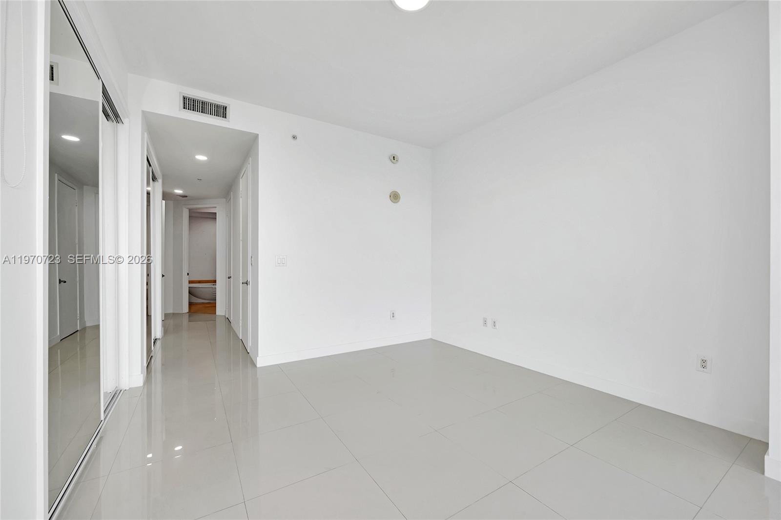 4808 2 / 3 1570 sq. ft. $ 2026-07-14 0 Photo