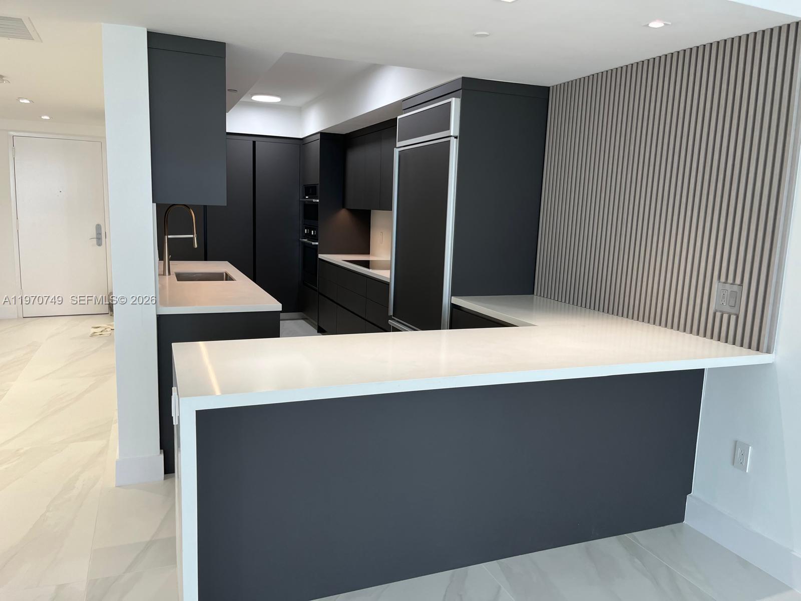 1808 3 / 3 1571 sq. ft. $ 2026-04-22 0 foto