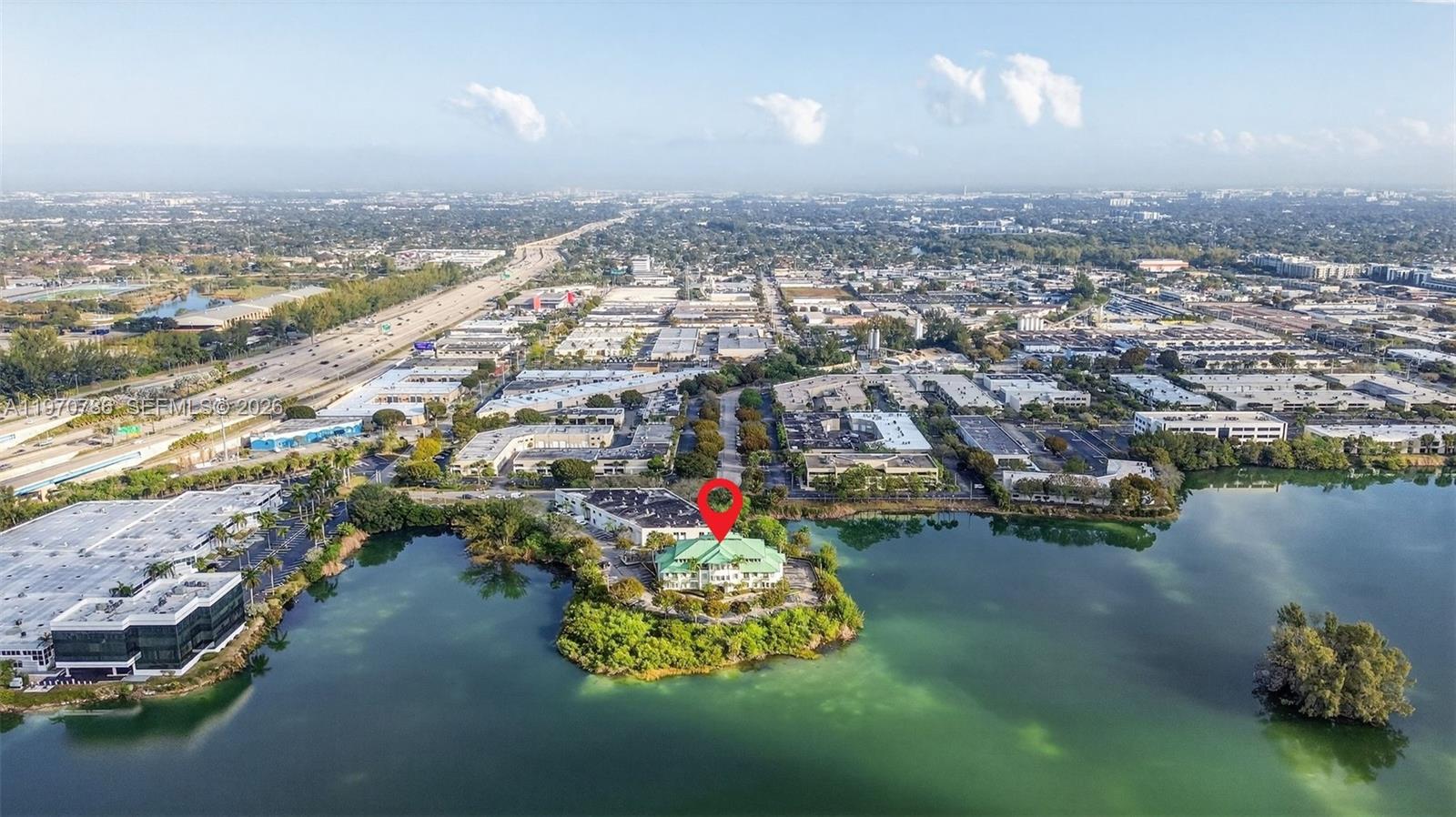   /   кв.футов $ 2026-02-23 0 Фото