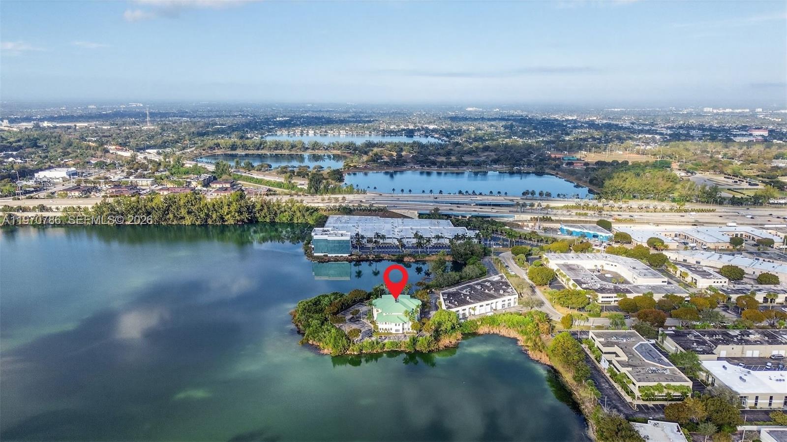   /   кв.футов $ 2026-02-23 0 Фото