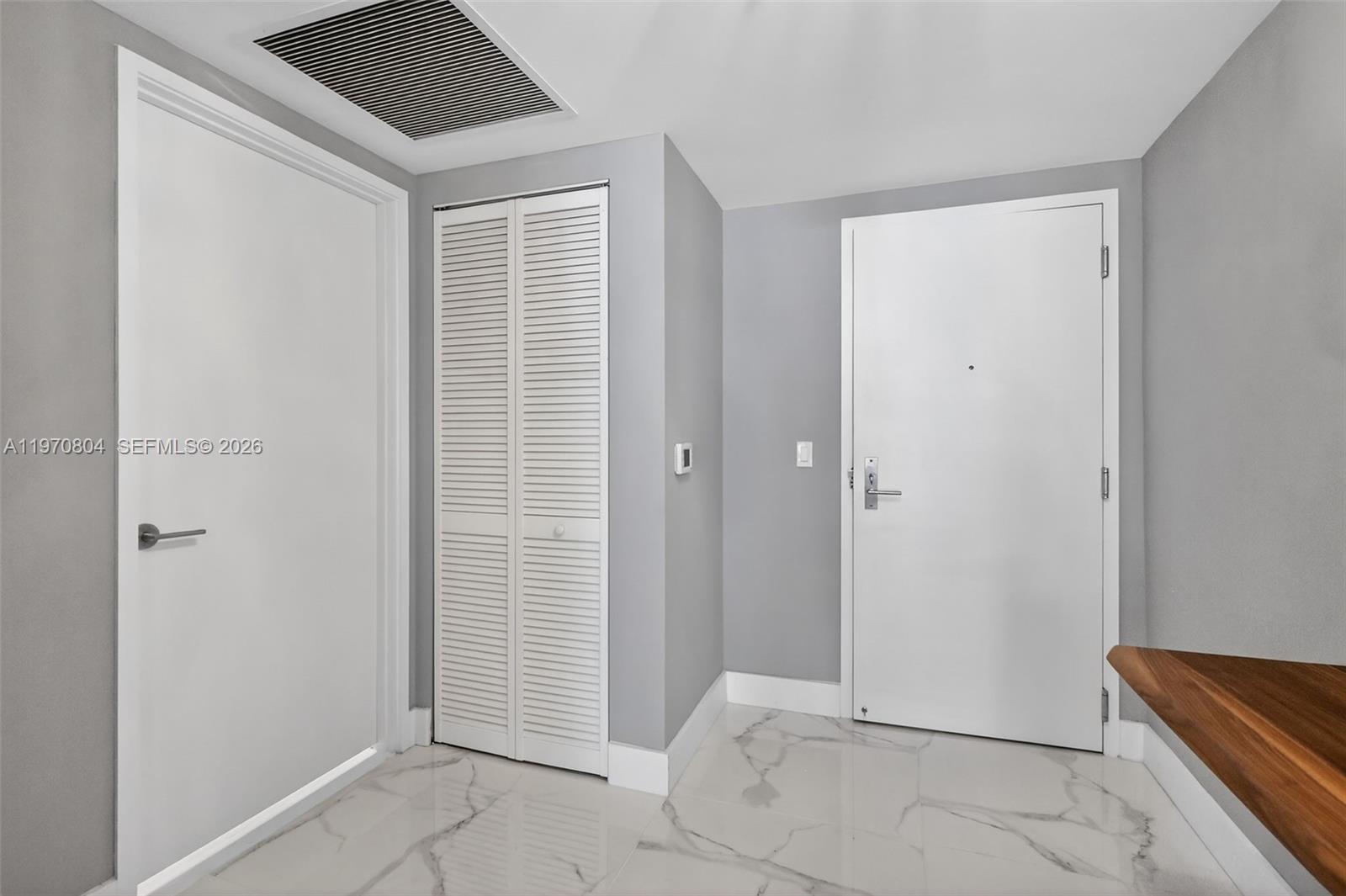 Ver detalles 4-804 3 / 3 1541 sq. ft. $ 2026-02-23 0 foto