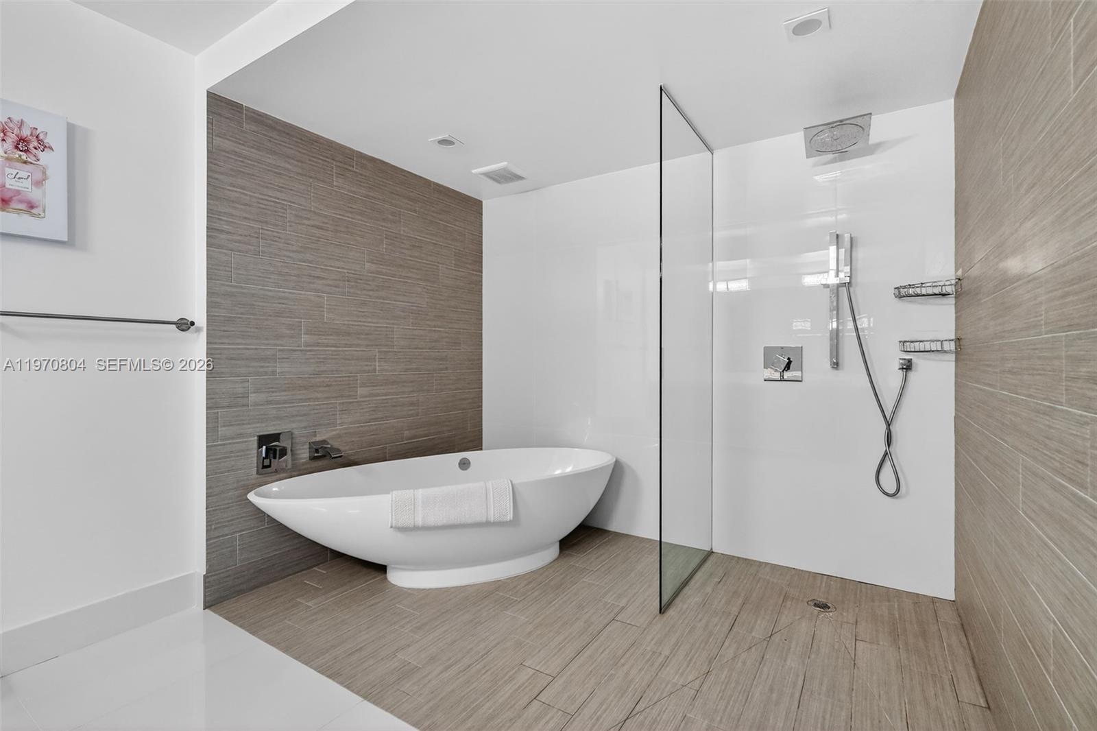 Ver detalles 4-804 3 / 3 1541 sq. ft. $ 2026-02-23 0 foto