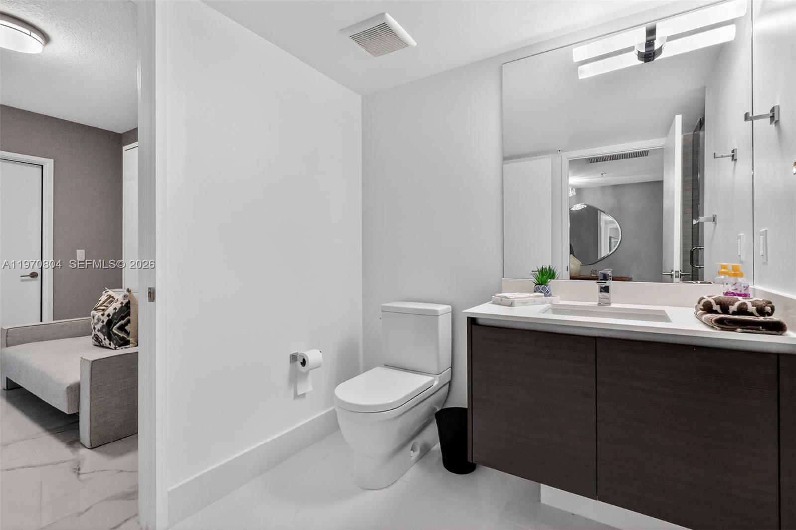 Ver detalles 4-804 3 / 3 1541 sq. ft. $ 2026-02-23 0 foto