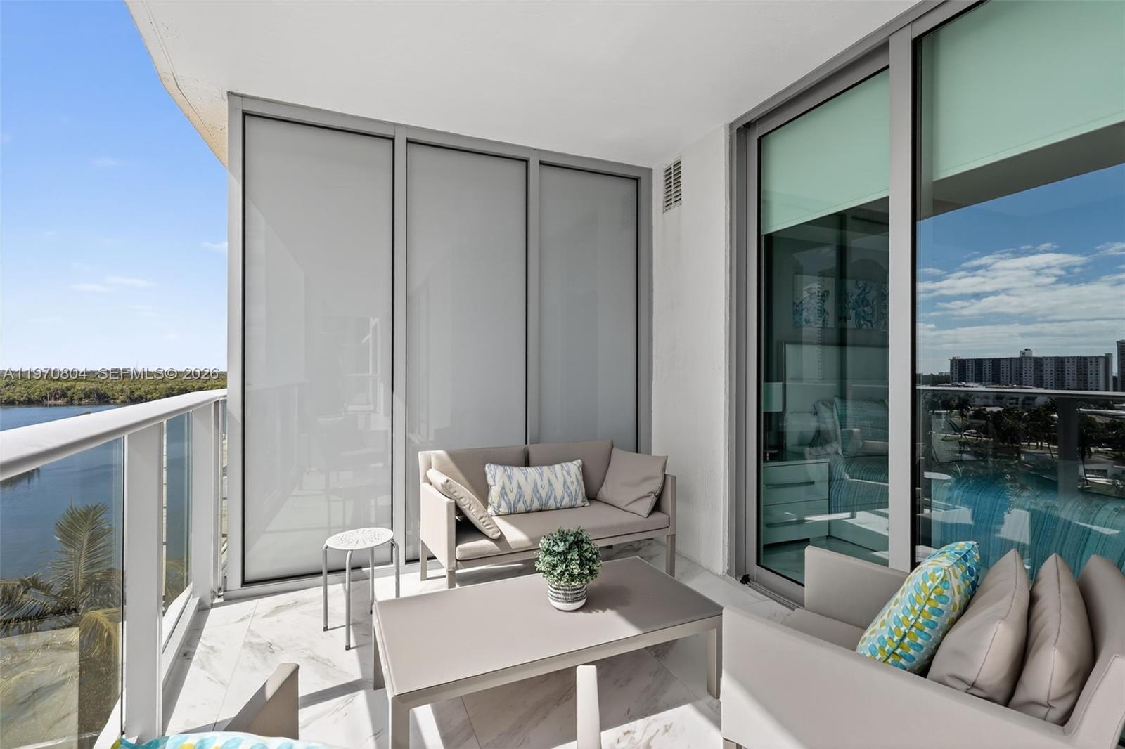 Ver detalles 4-804 3 / 3 1541 sq. ft. $ 2026-02-23 0 foto