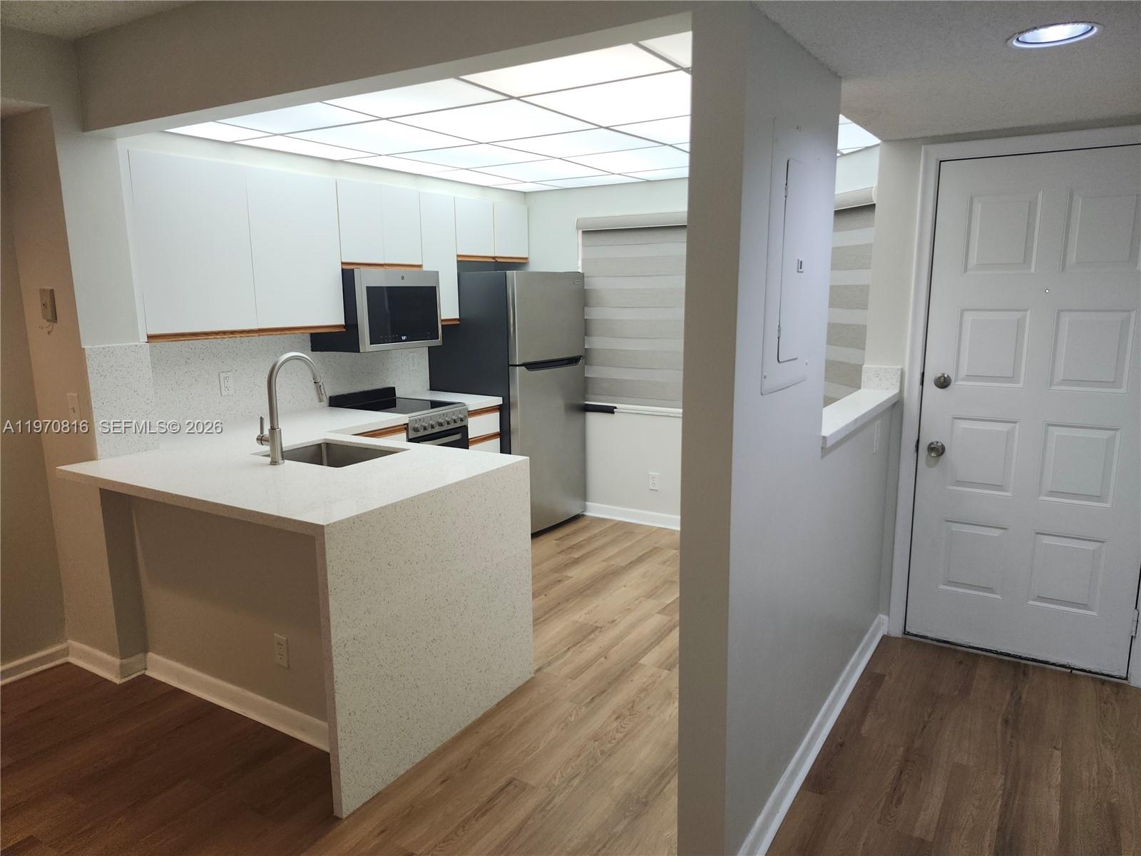 311R 1 / 1 602 sq. ft. $ 2026-02-23 0 foto