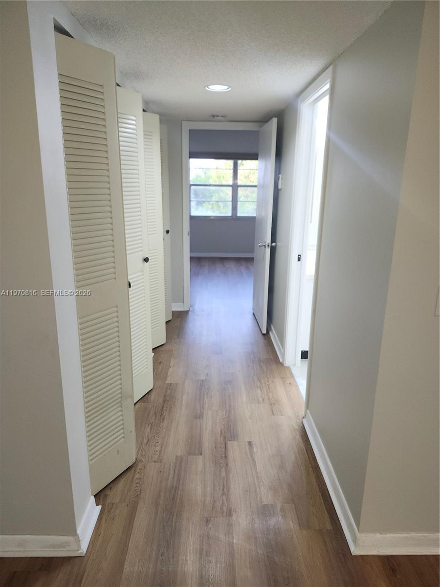 311R 1 / 1 602 sq. ft. $ 2026-02-23 0 foto