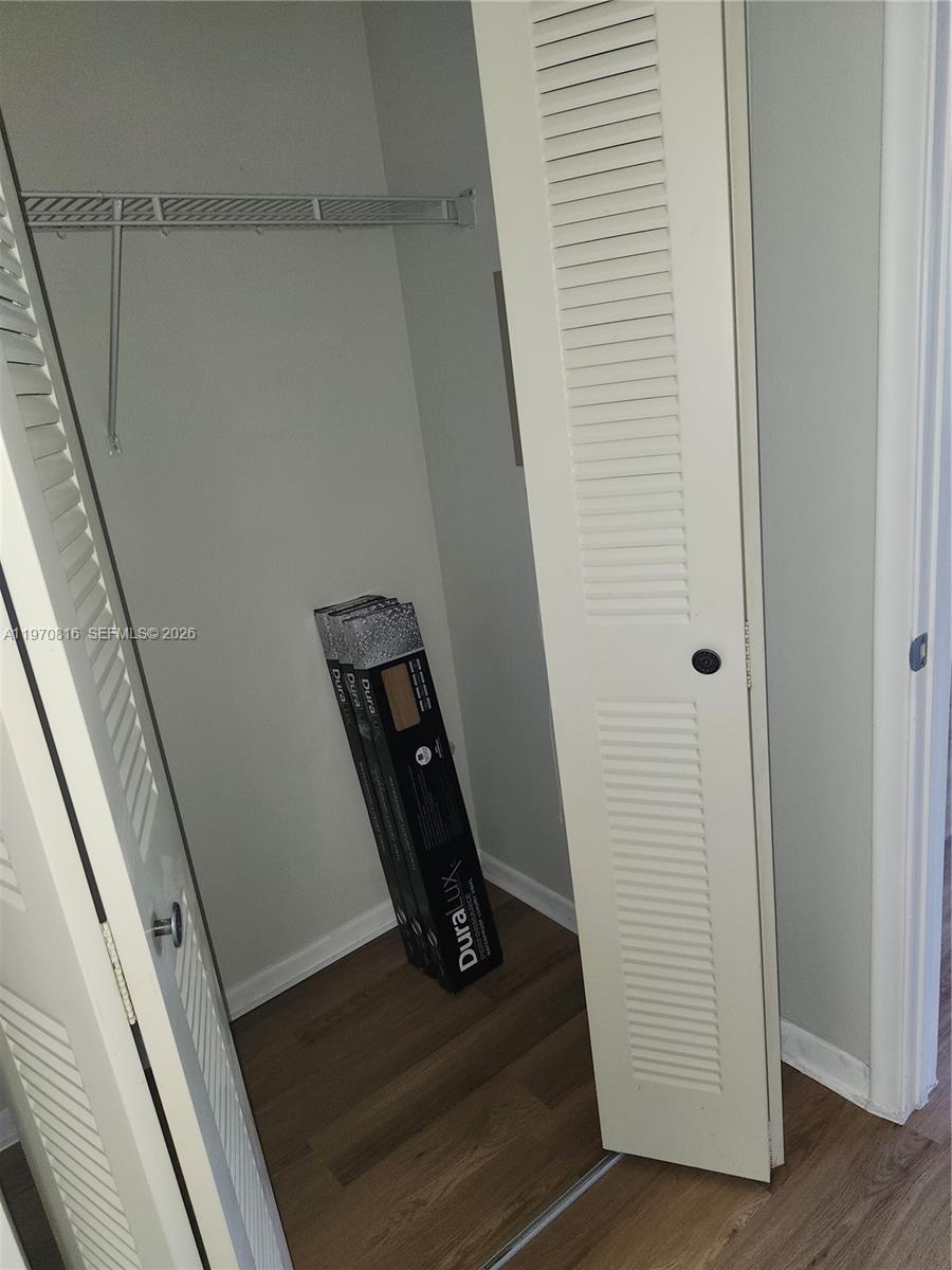 311R 1 / 1 602 sq. ft. $ 2026-02-23 0 foto