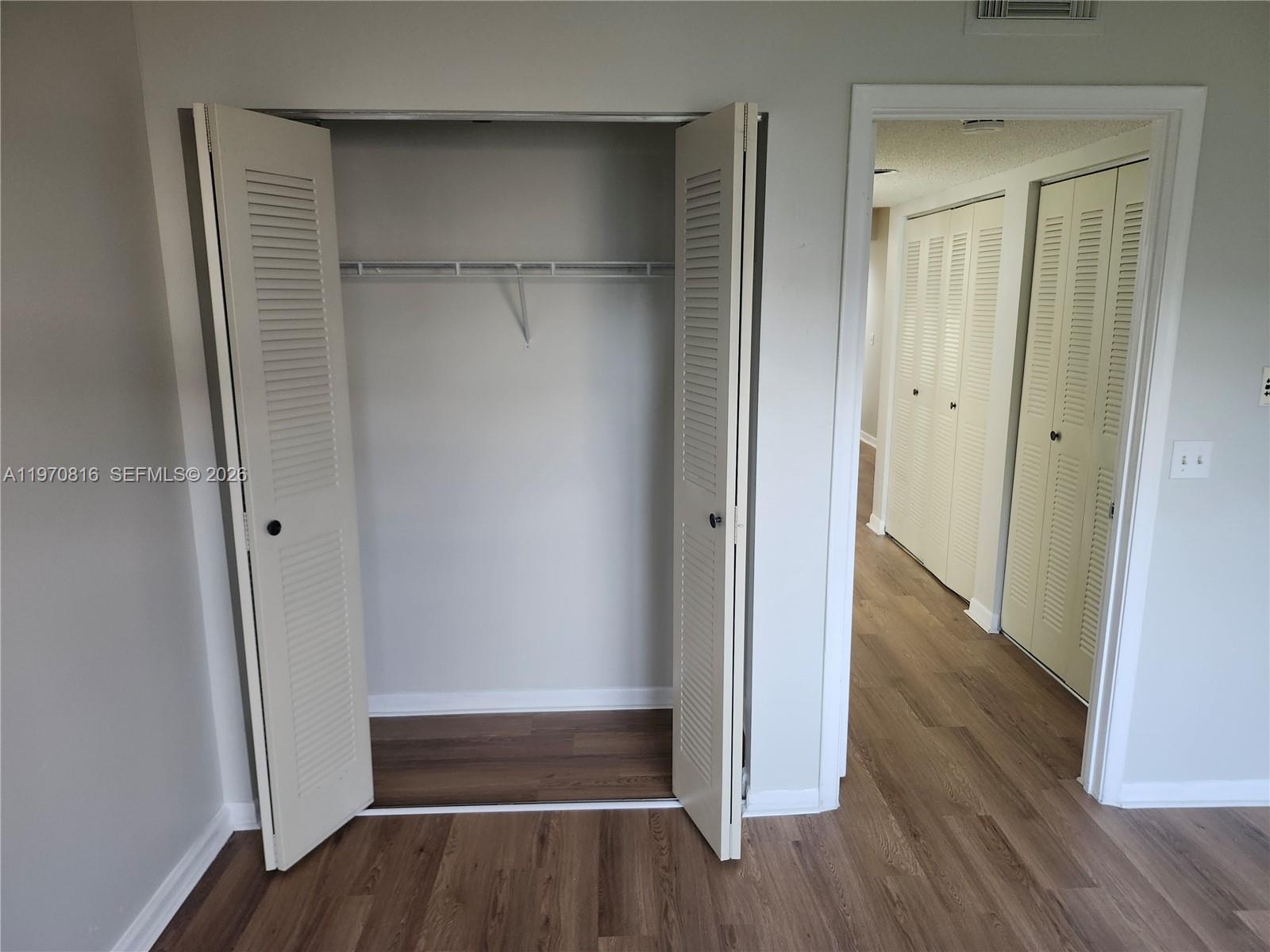 311R 1 / 1 602 sq. ft. $ 2026-02-23 0 foto