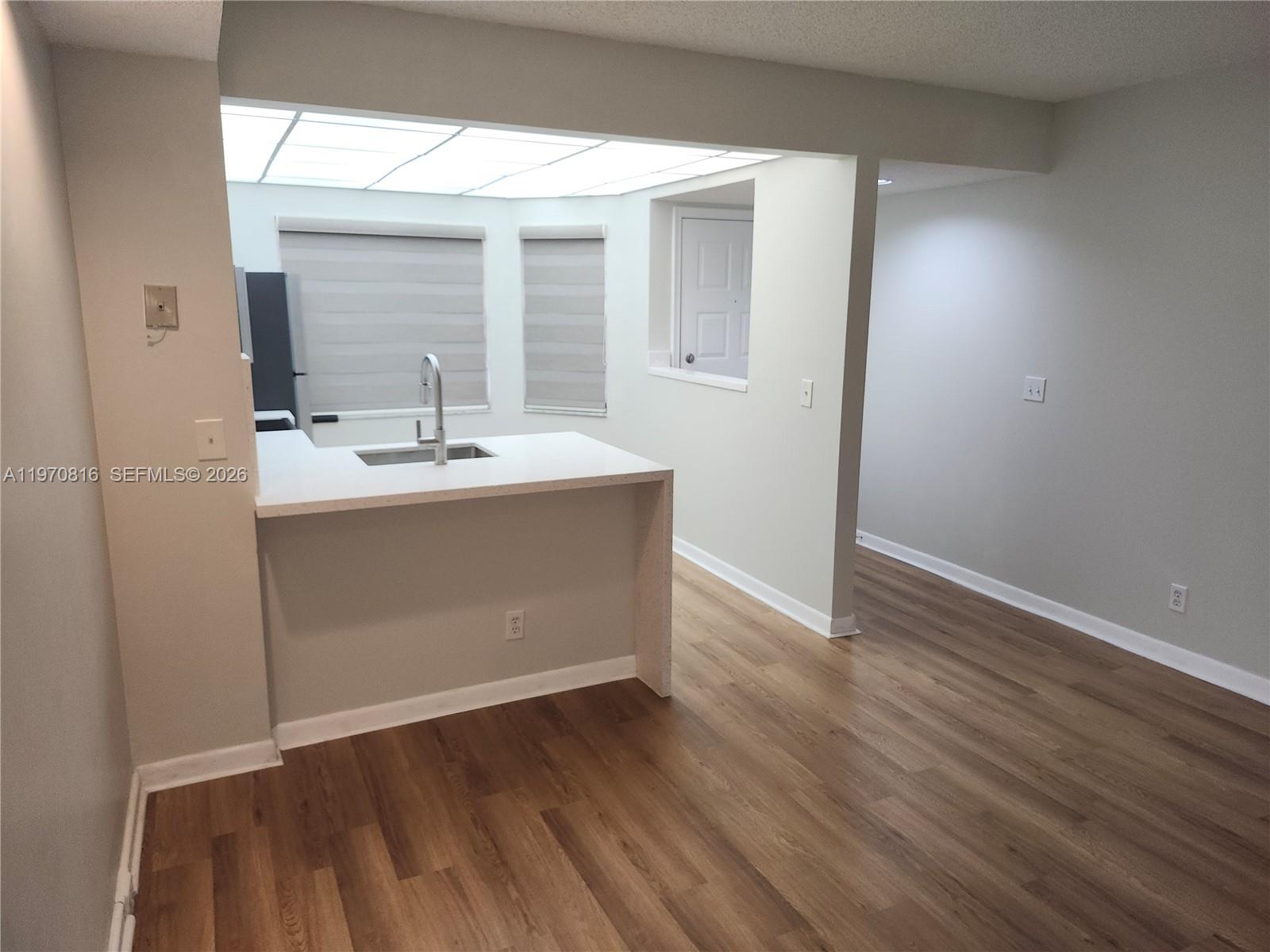 311R 1 / 1 602 sq. ft. $ 2026-02-23 0 foto