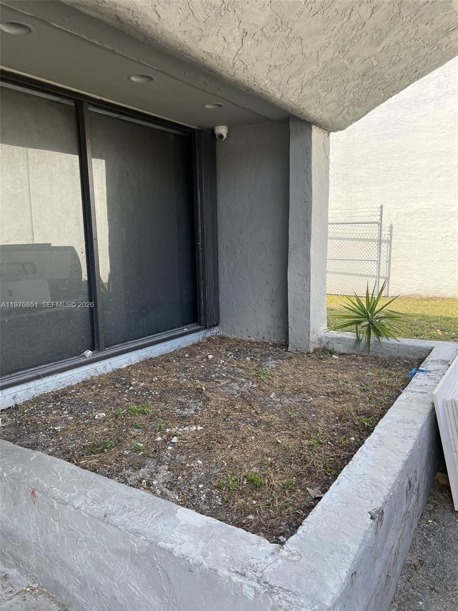   /   кв.футов $ 2026-02-23 0 Фото