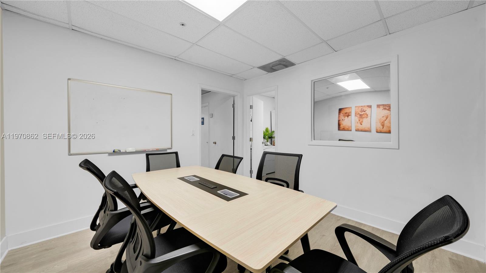 2  /   sq. ft. $ 2026-02-23 0 foto