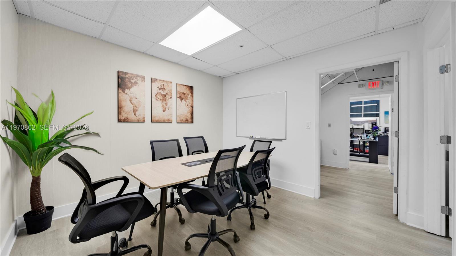 2  /   sq. ft. $ 2026-02-23 0 foto