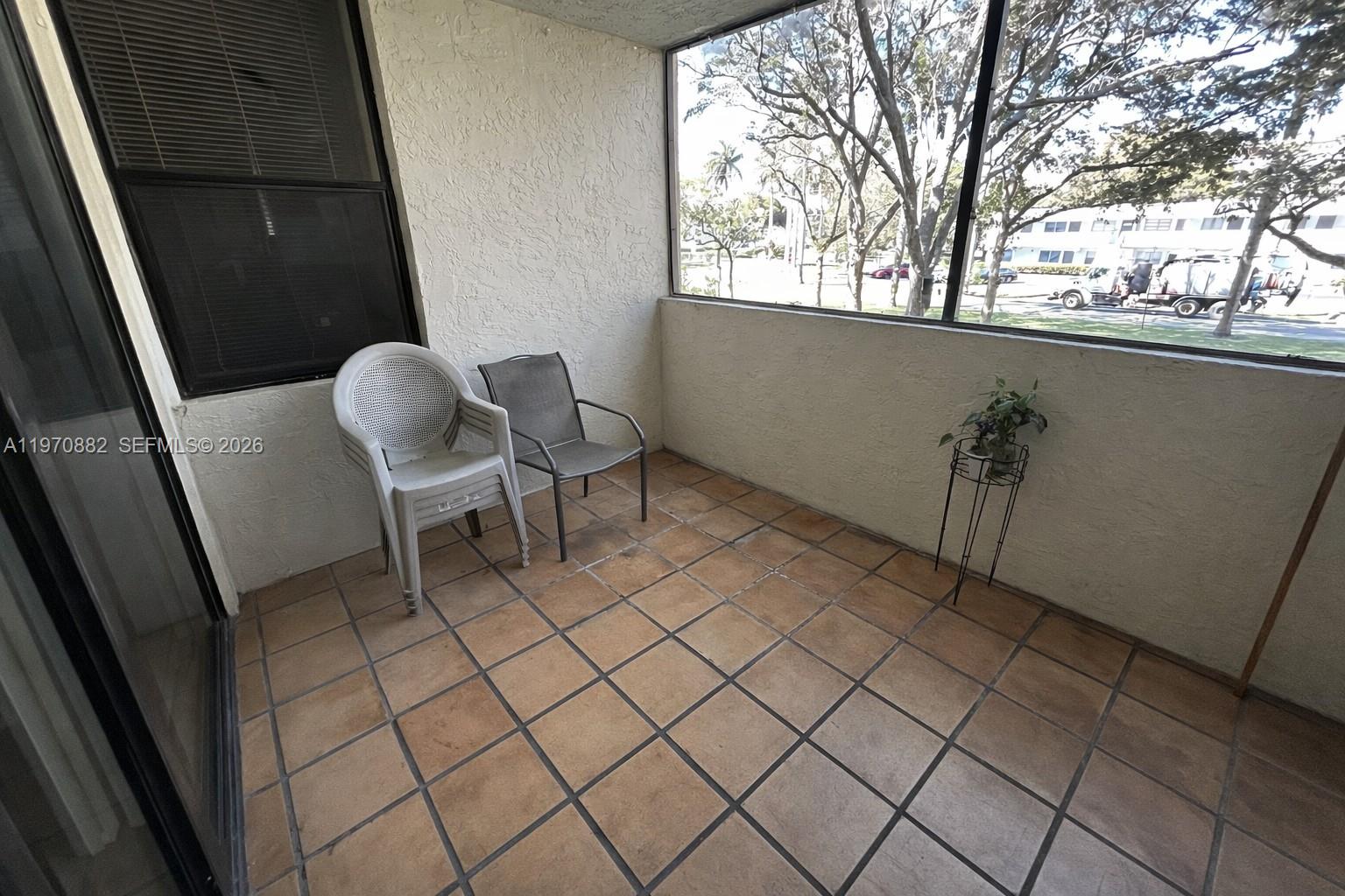 See details 207 2 / 2 834 sq. ft. $ 2026-02-23 0 Photo