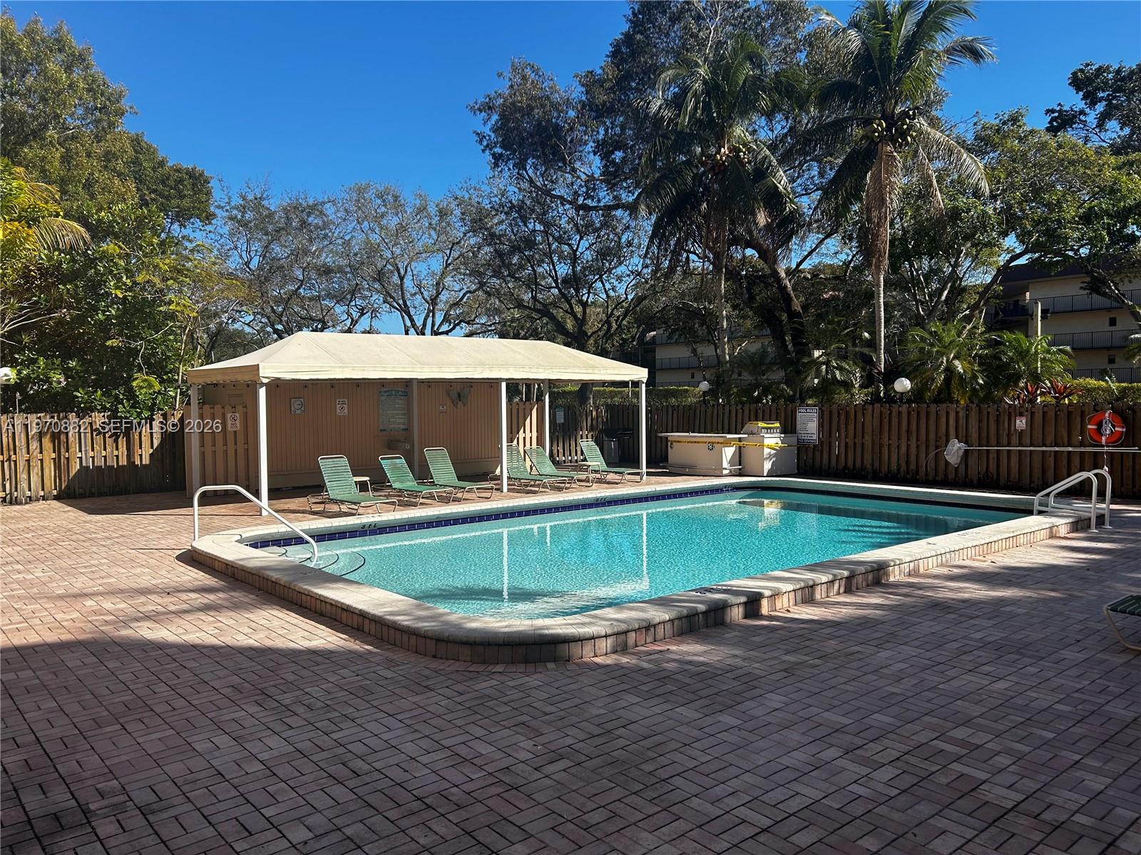 See details 207 2 / 2 834 sq. ft. $ 2026-02-23 0 Photo