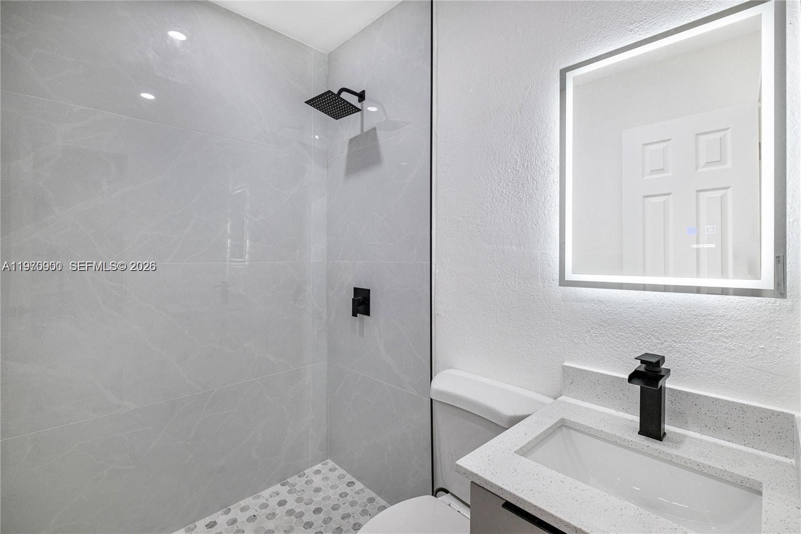   /  936 sq. ft. $ 2026-02-23 0 foto