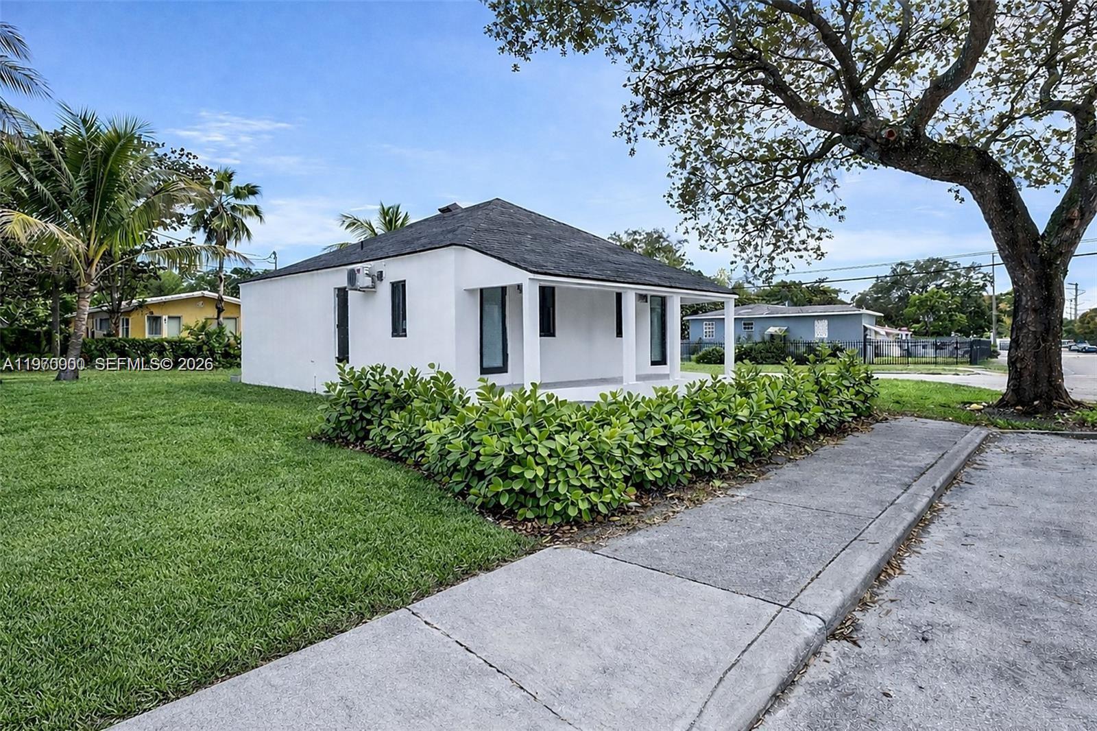   /  936 sq. ft. $ 2026-02-23 0 foto