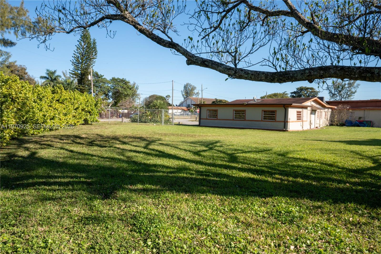   /   кв.футов $ 2026-02-24 0 Фото