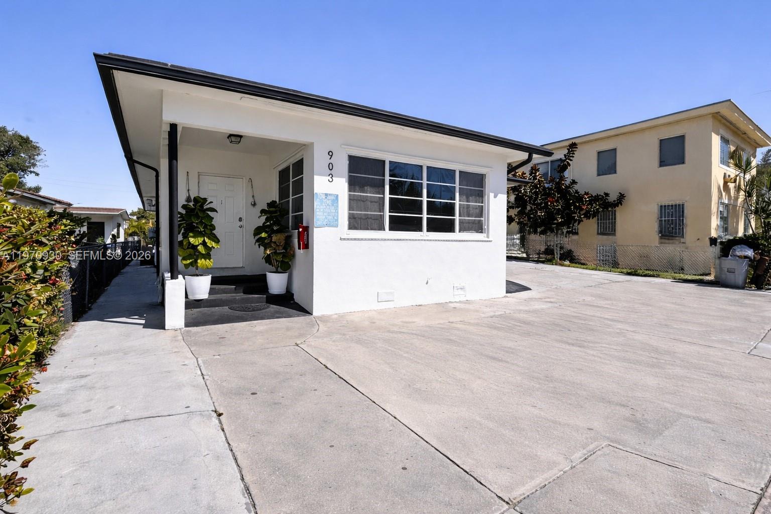   /  2685 кв.футов $ 2026-02-24 0 Фото