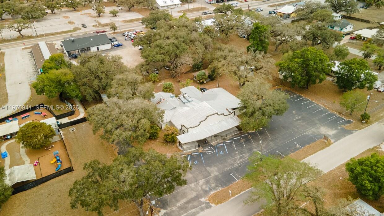   /   кв.футов $ 2026-02-24 0 Фото