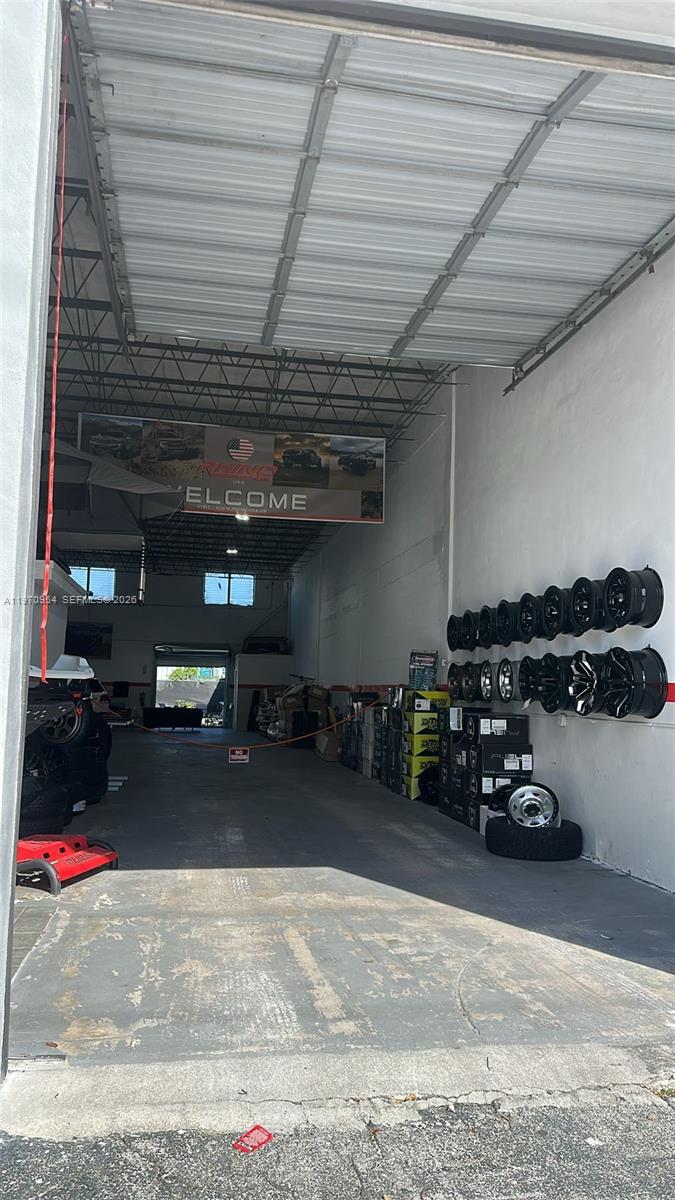   /   sq. ft. $ 2026-02-24 0 foto