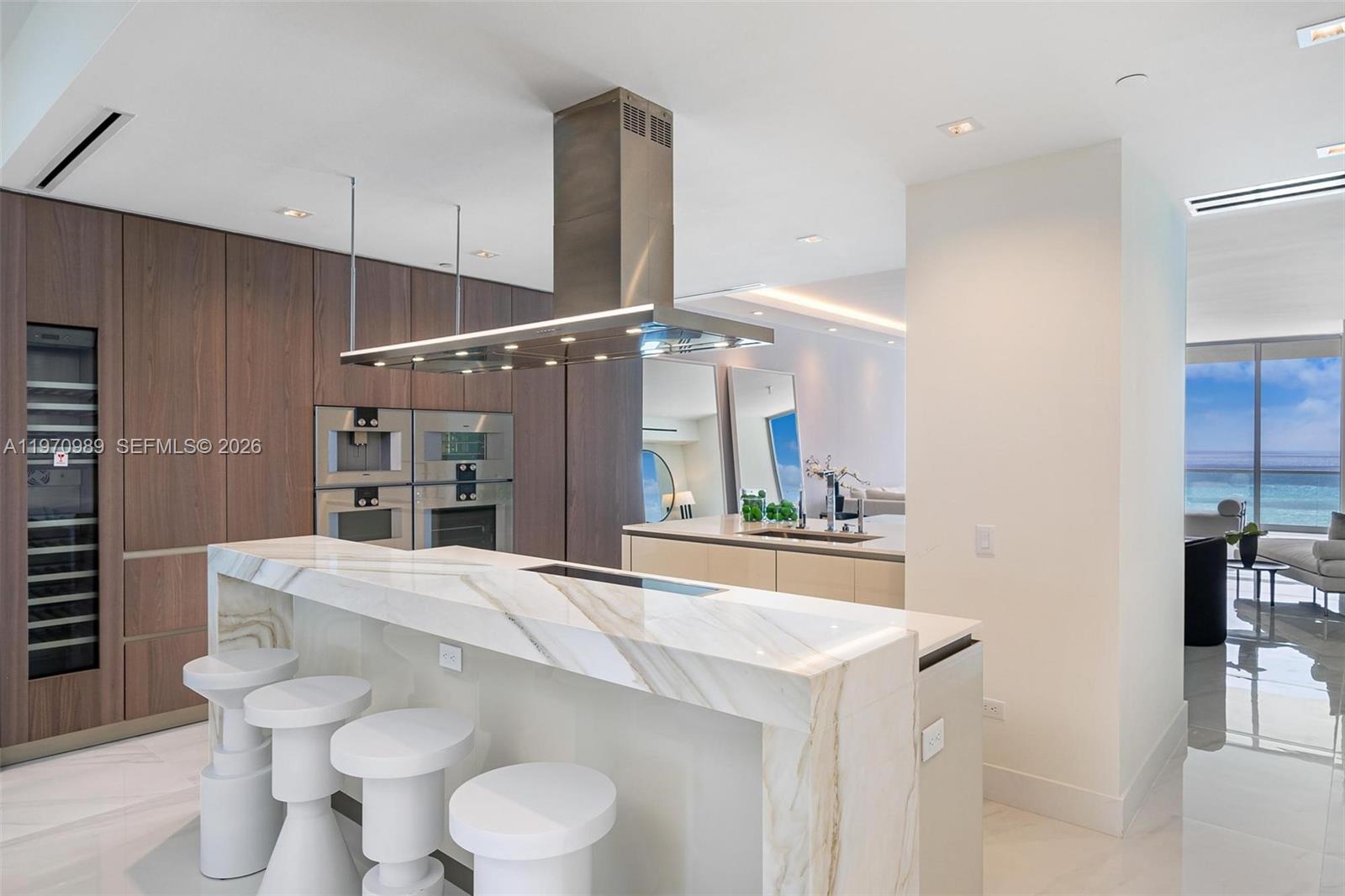 2003 3 / 5 2589 sq. ft. $ 2026-02-24 0 Photo