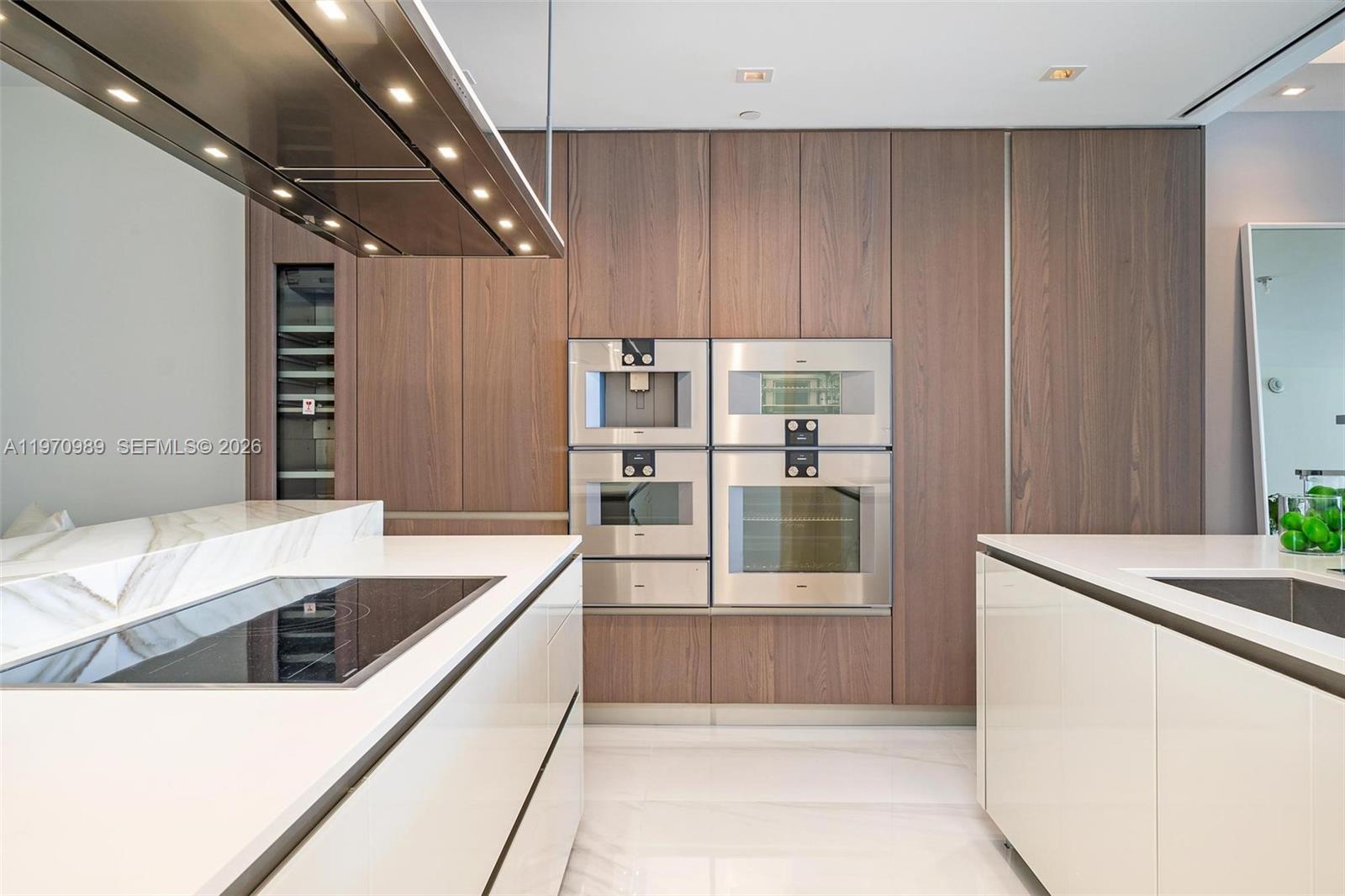 2003 3 / 5 2589 sq. ft. $ 2026-02-24 0 Photo