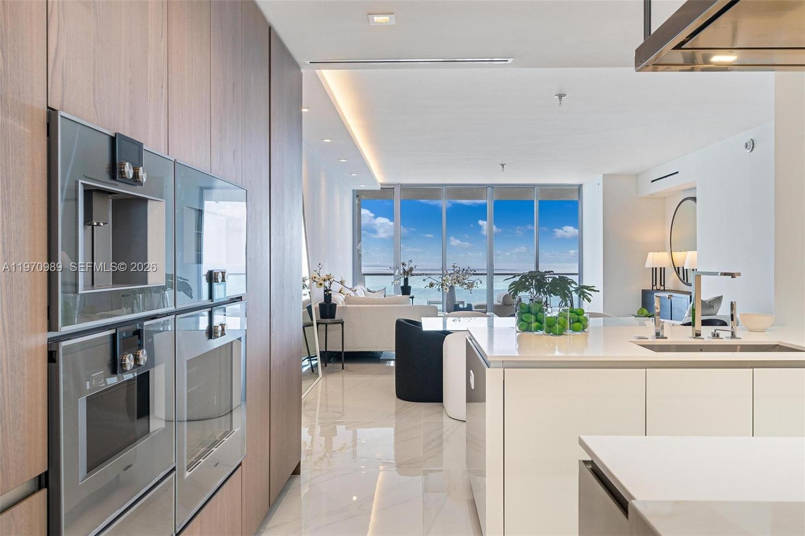 2003 3 / 5 2589 sq. ft. $ 2026-02-24 0 Photo