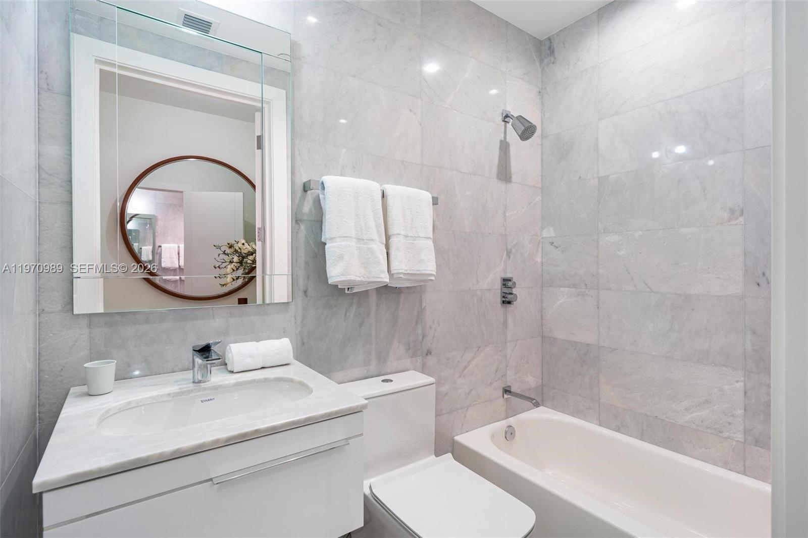 2003 3 / 5 2589 sq. ft. $ 2026-02-24 0 Photo