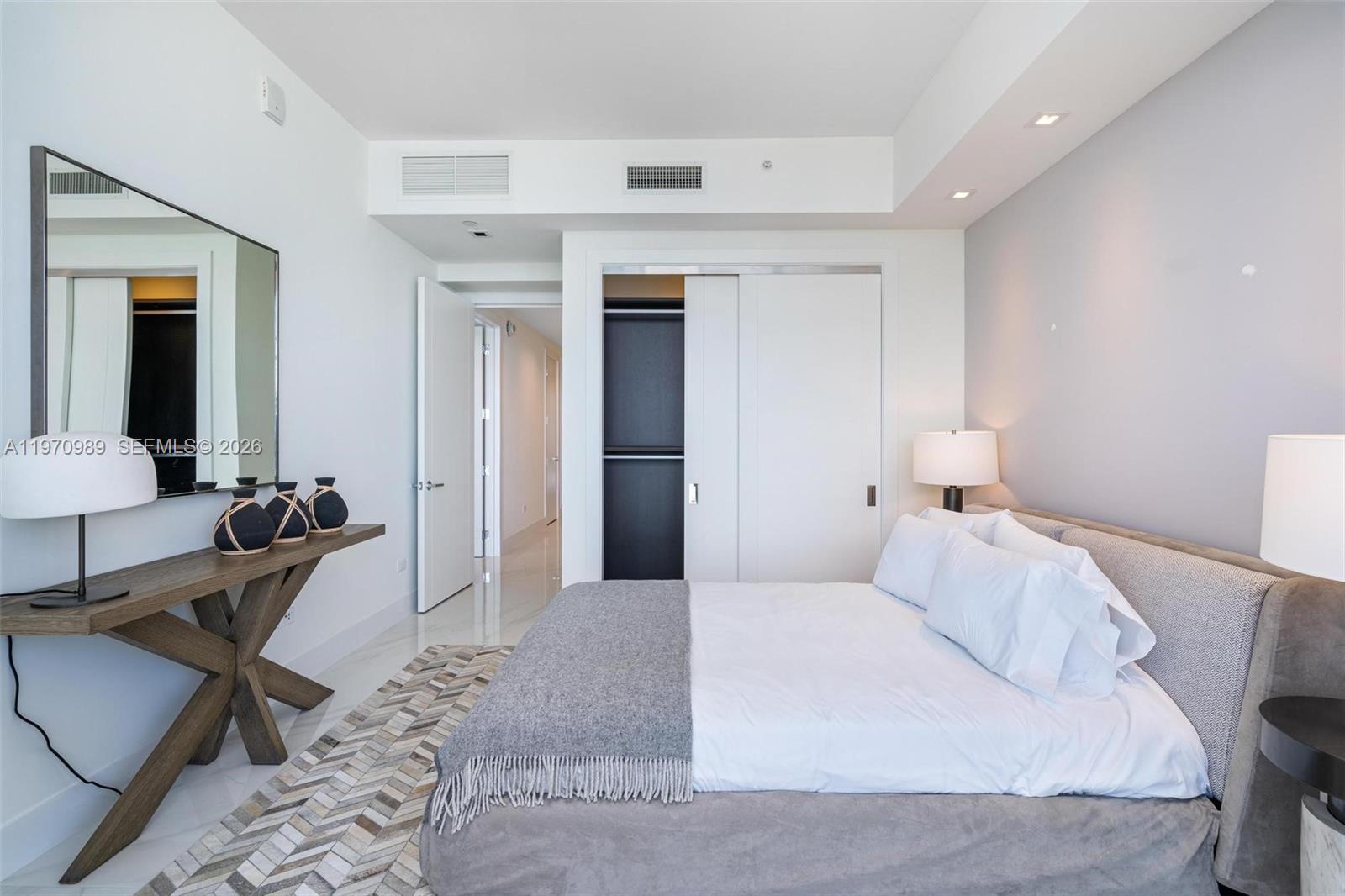 2003 3 / 5 2589 sq. ft. $ 2026-02-24 0 Photo